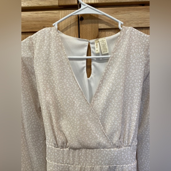 Japna Light Tan Animal Leopard Print Long Sleeve Tiered Mini Dress - Picture 2 of 6